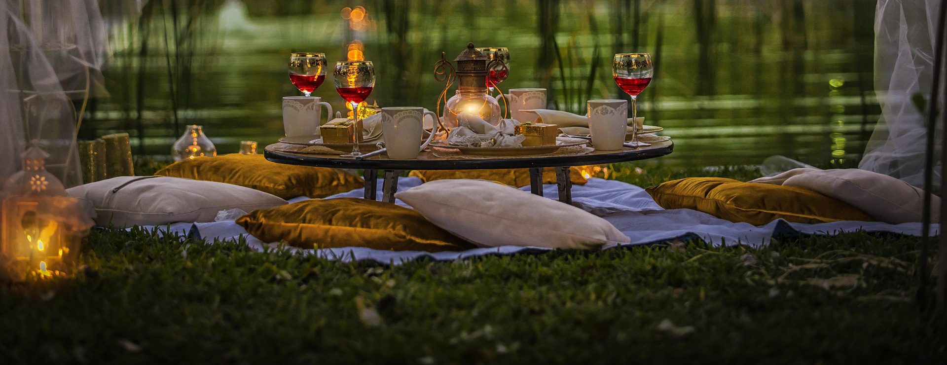 Skyline Furniture -Skyline Furniture a toast 1719436 1920